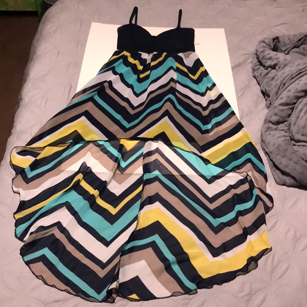 High-low chevron dress